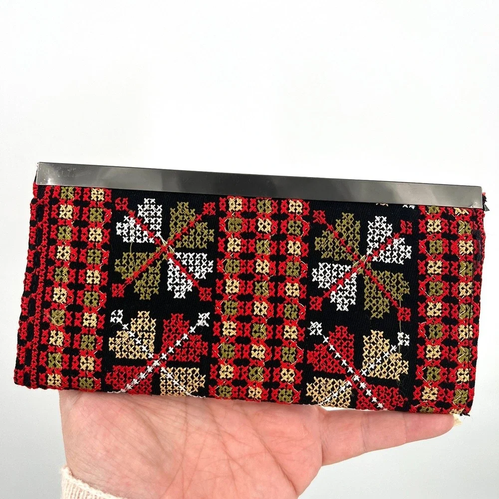 Vintage clutch bag wallet valentine heart cross stitch look acordian cottagecore